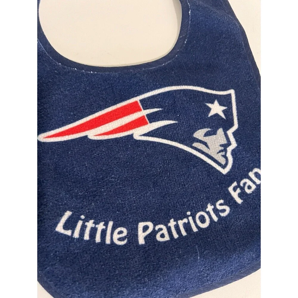 WinCraft Lot Of 2 New England Patriots Baby Bibs, Licensed NFL All Pro Bib NWT